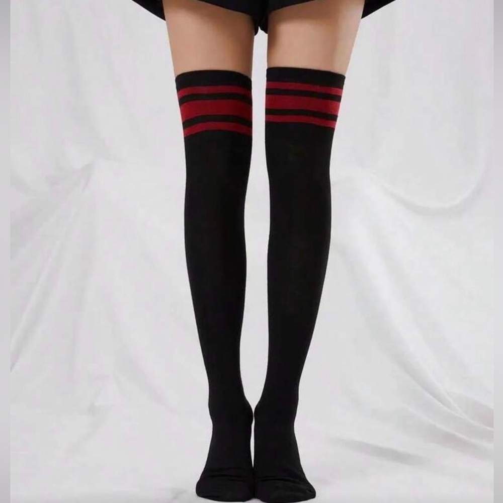 Black and Red Striped Women’s Knee-High Socks Goth Cosplay Schoolgirl
